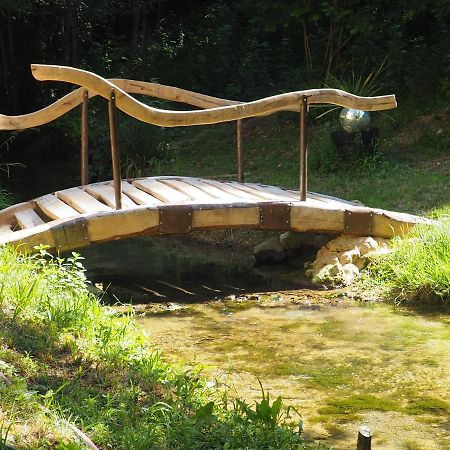 Moulin Bas, Pres De La Riviere Acomodação com café da manhã Carnac-Rouffiac Exterior foto